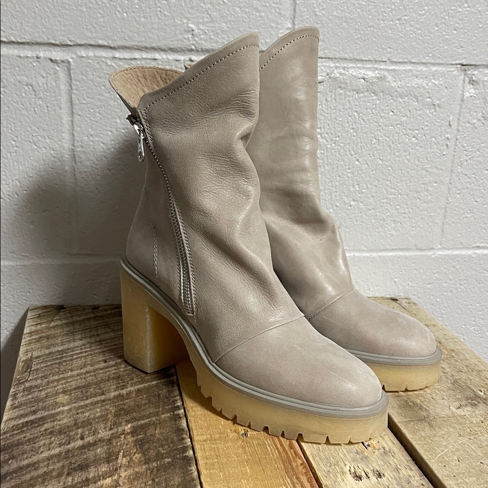 Free People Taupe chunky Boots